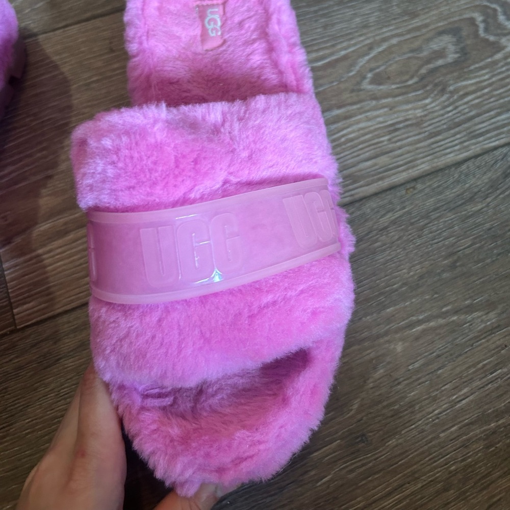 Hot pink uggs platform